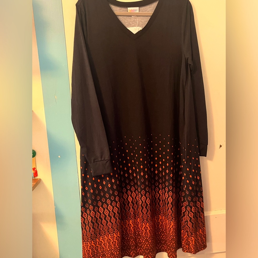 NWT LuLaRoe LG Emily Unicorn Print
